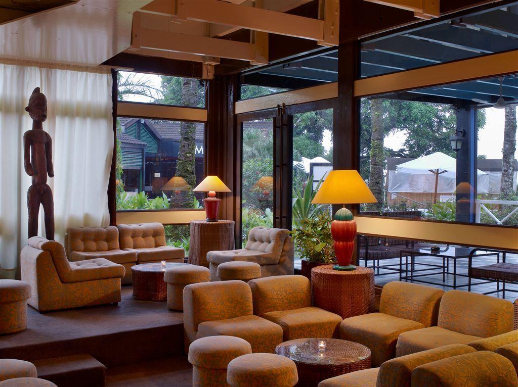Douala Rabingha Hotel Eksteriør billede