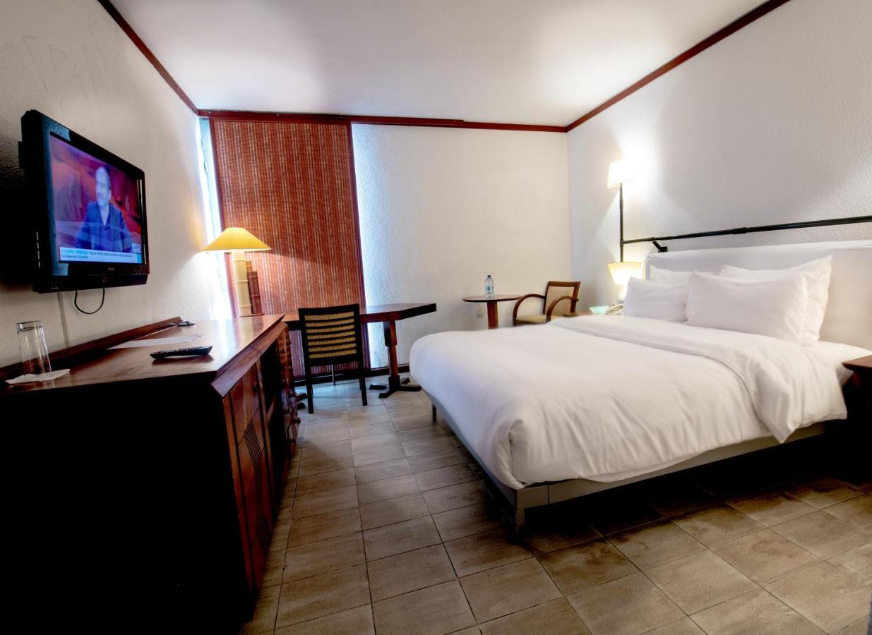 Douala Rabingha Hotel Eksteriør billede
