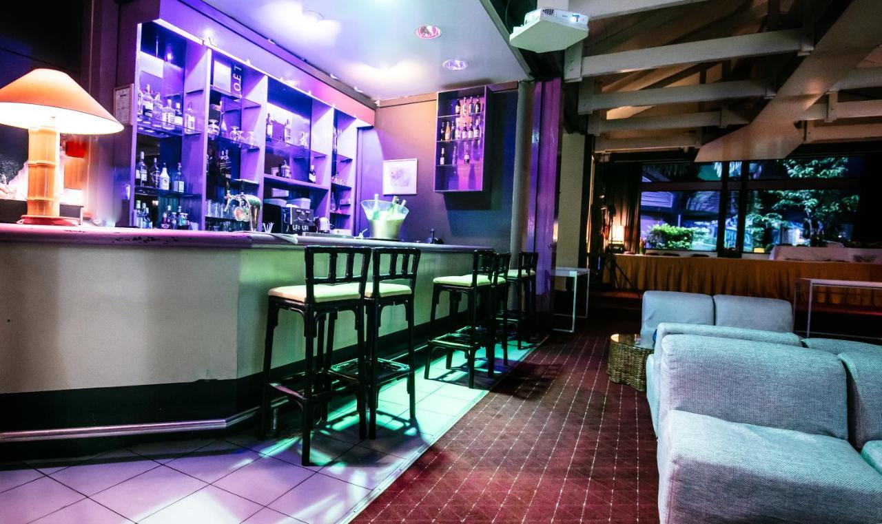 Douala Rabingha Hotel Eksteriør billede